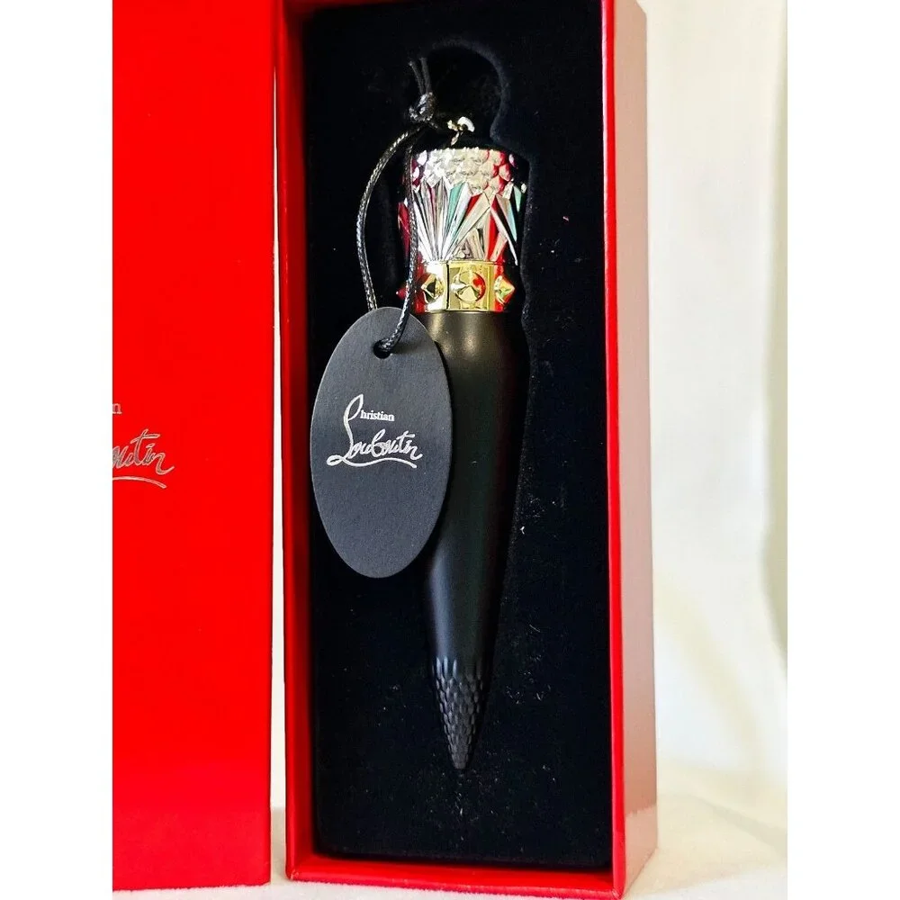 Christian Louboutin velvet matte lipstick rogue 001